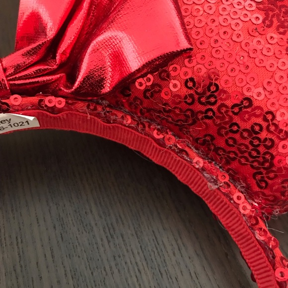 Disney Valentines Day Red Sequins Minnie Mouse Ears - Picture 3 of 6